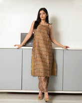 Dabbu Print Kurtha in Maheshwari Silk | Maheshwari Silk Dresses,PLANT BASE DYE