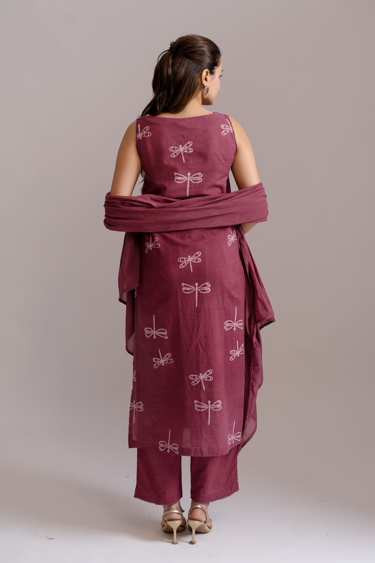Sleeveless Dabbu Printed Kurta 3-pc Set With Dupatta Magenta Haze