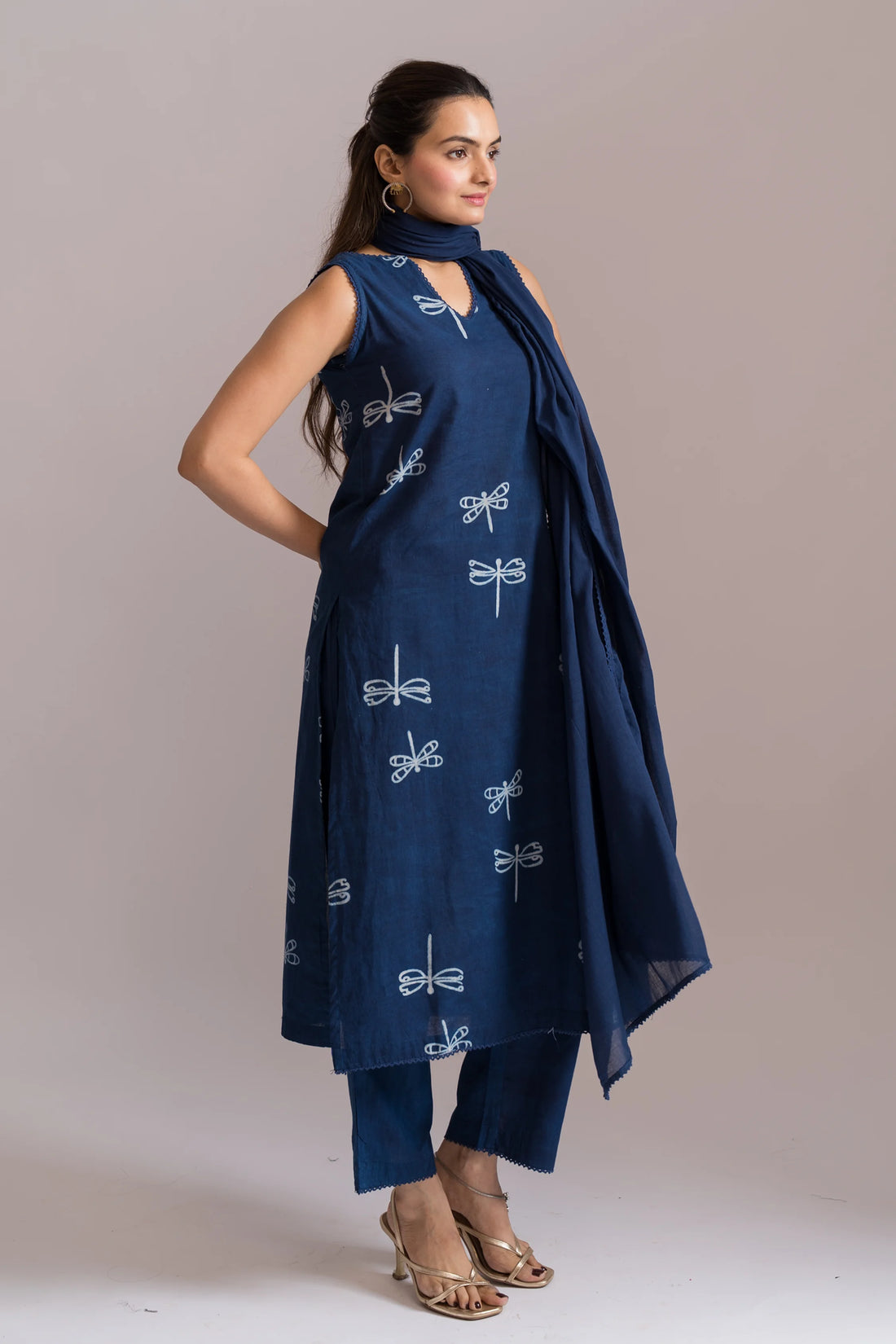 Sleeveless Dabbu Printed Kurta 3-pc Set With Dupatta  Indigo Blue