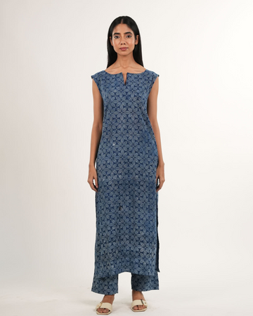 Indigo Floral 2-Piece Kurta Set | Handblock Printed | Neelmii