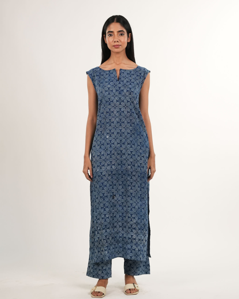 Indigo Floral 2-Piece Kurta Set | Handblock Printed | Neelmii