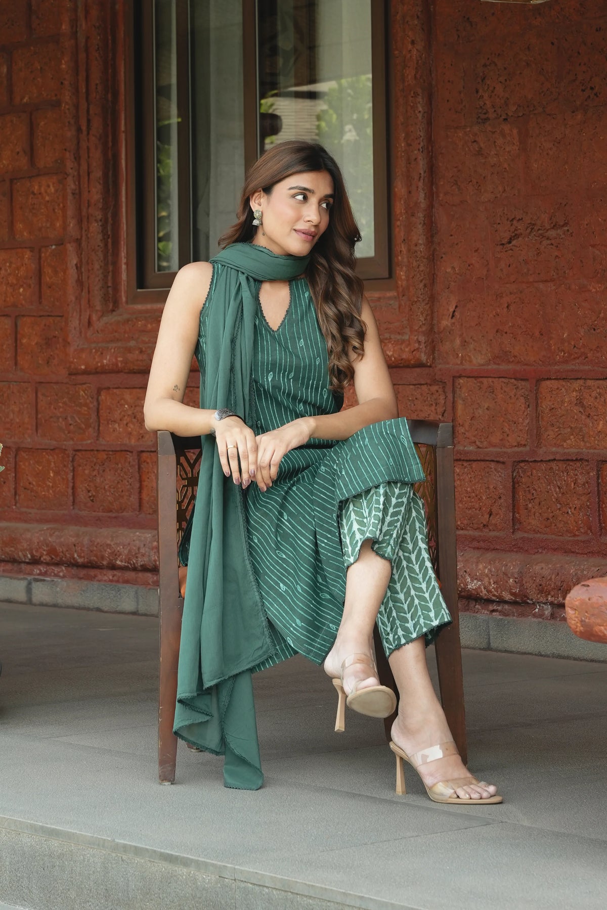 Sleeveless Dabbu Printed Kurta 3-pc Set With Dupatta Emerald Green
