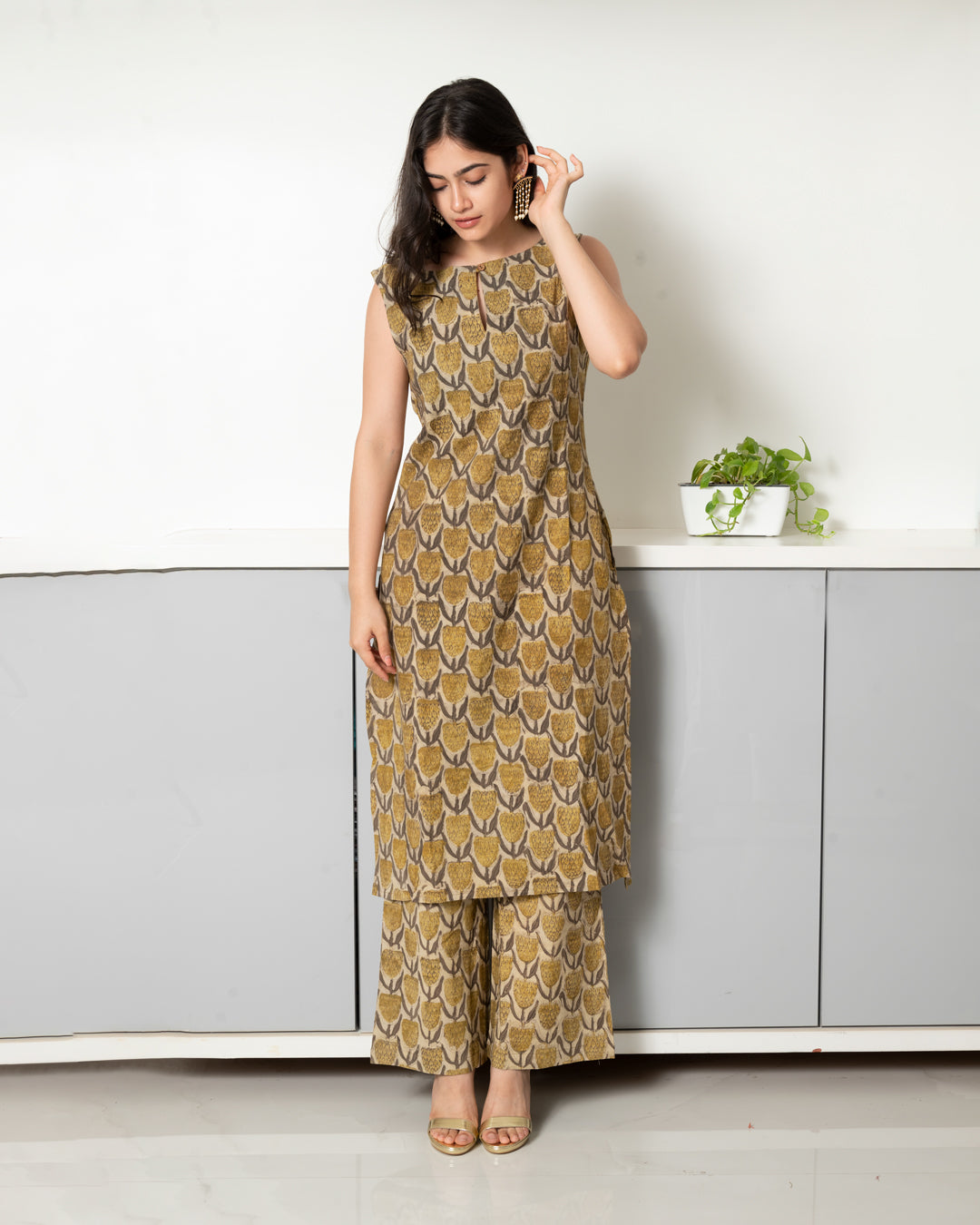 Tulip Print Yellow 2-Piece Kurta Set