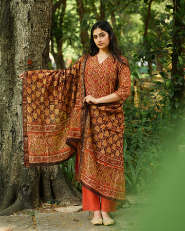 Orange Tulips 3 Piece Kurta Set in Maheshwari Silk |Organic Hand-Blocked Plant-Based Print | Traditional Indian Clothing