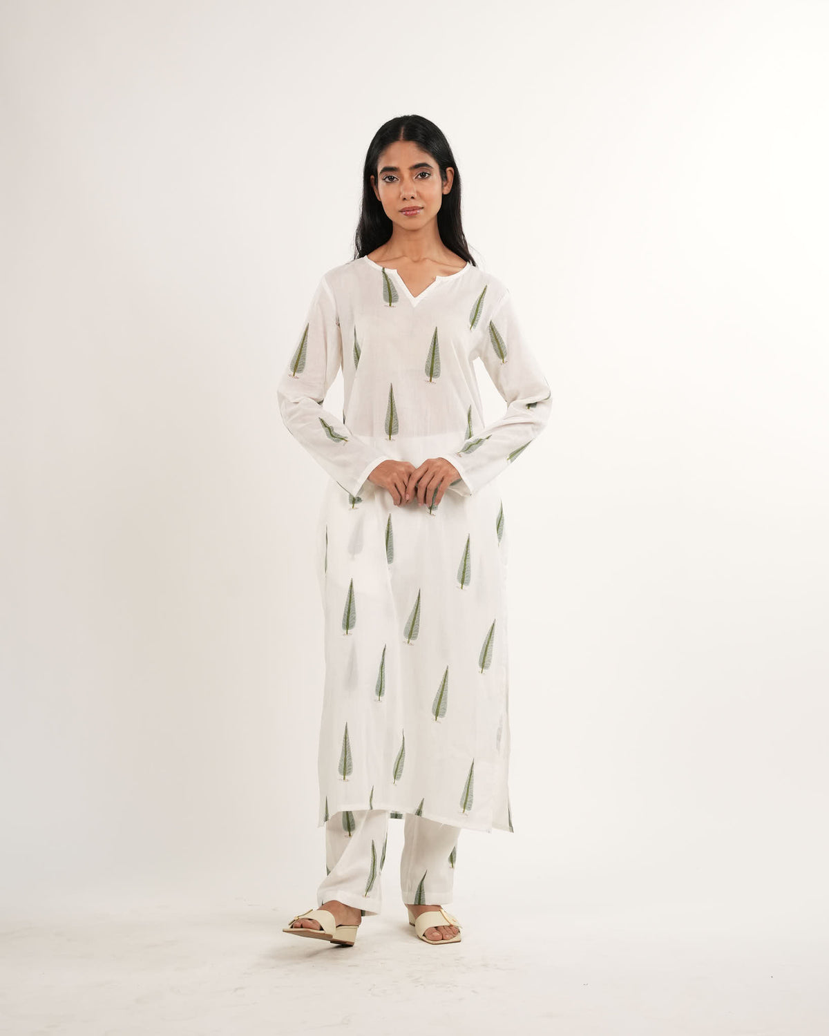 Neelmii Nirvana Leaf Print Mul Cotton 2-Piece Kurta Set – Handblock Print