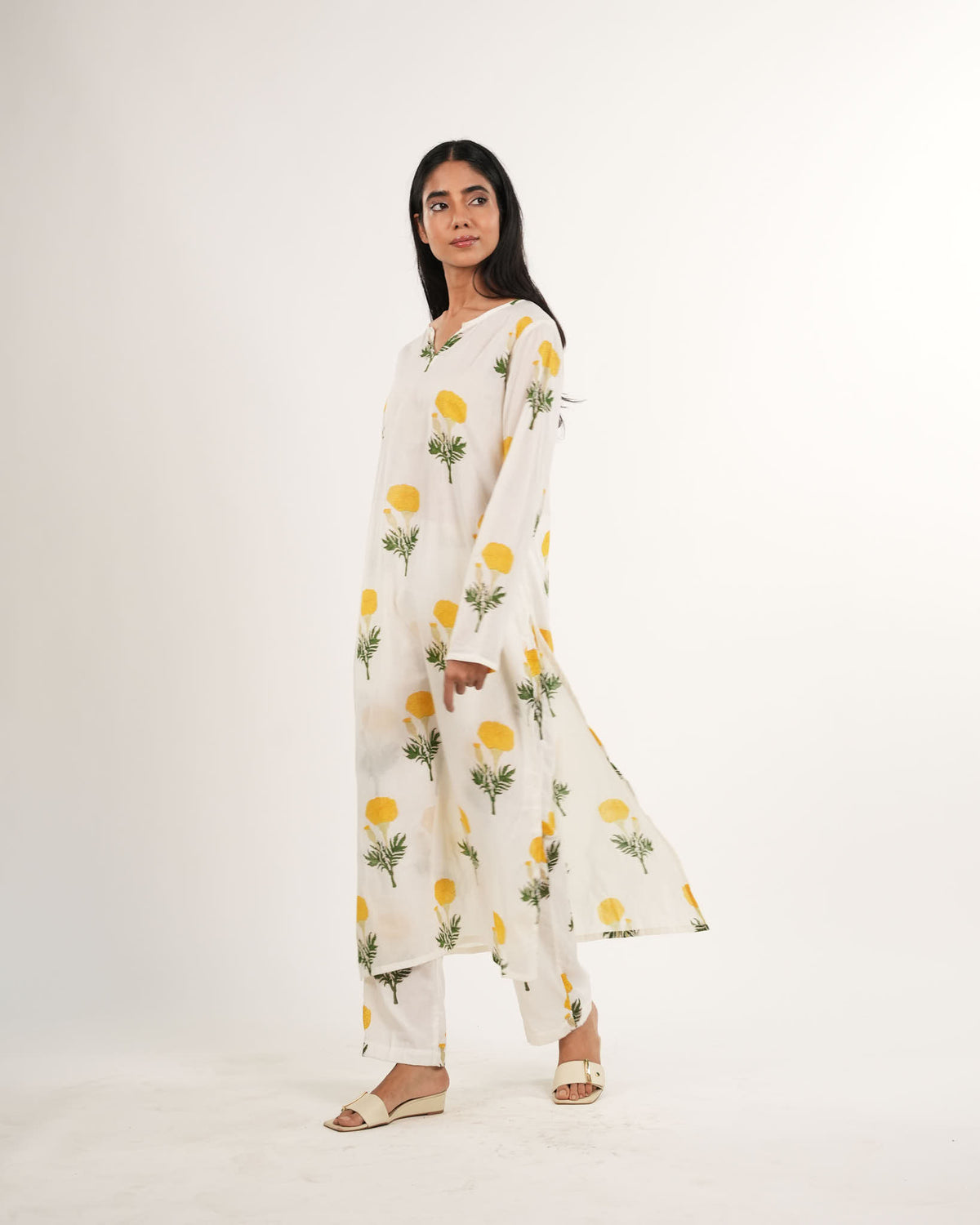 Mul-Cotton Yellow Flower Print 2-Piece Kurta Set | Handblock Print |NIRVANA COLLECTION