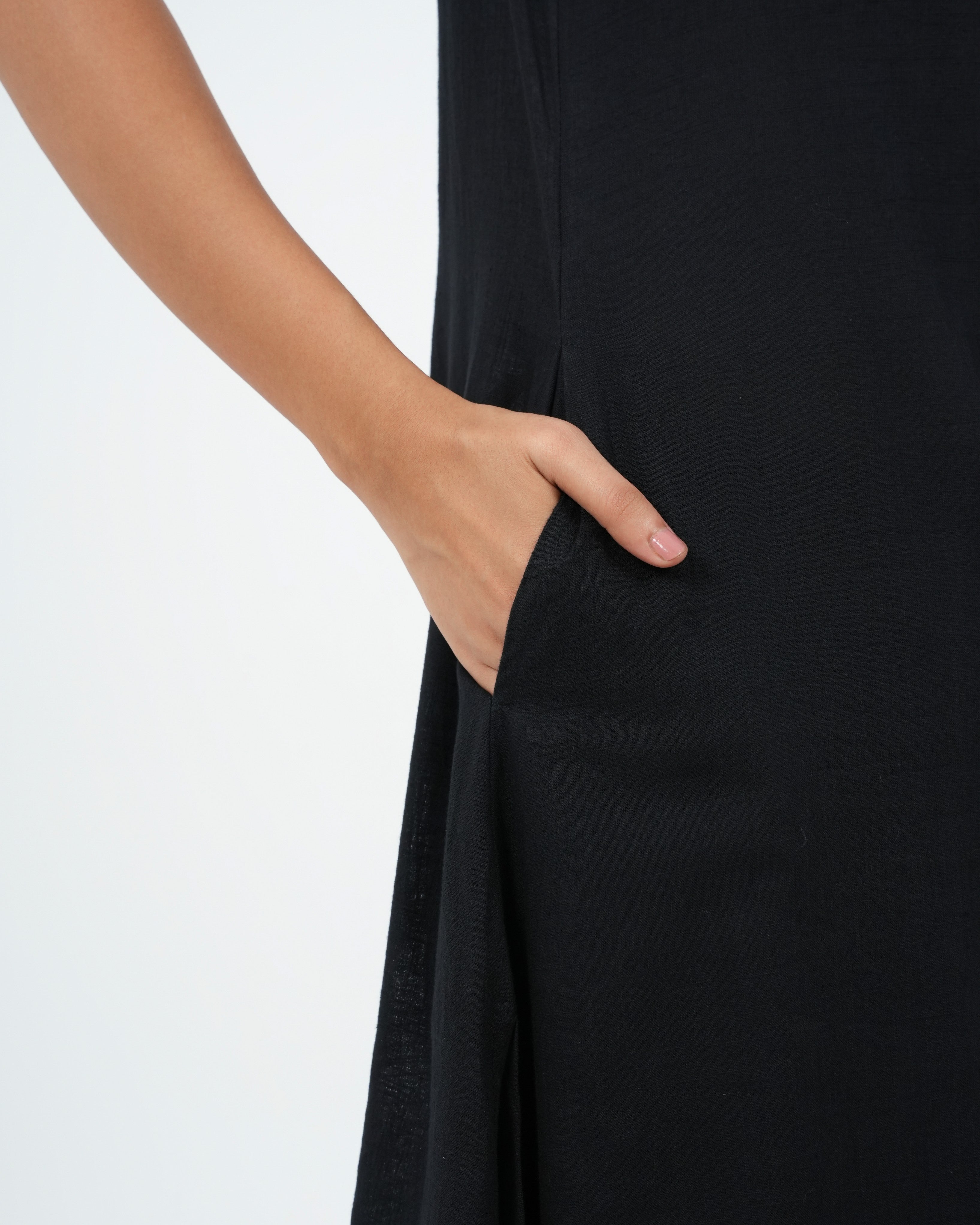 Black Kurta Set - Sleeveless