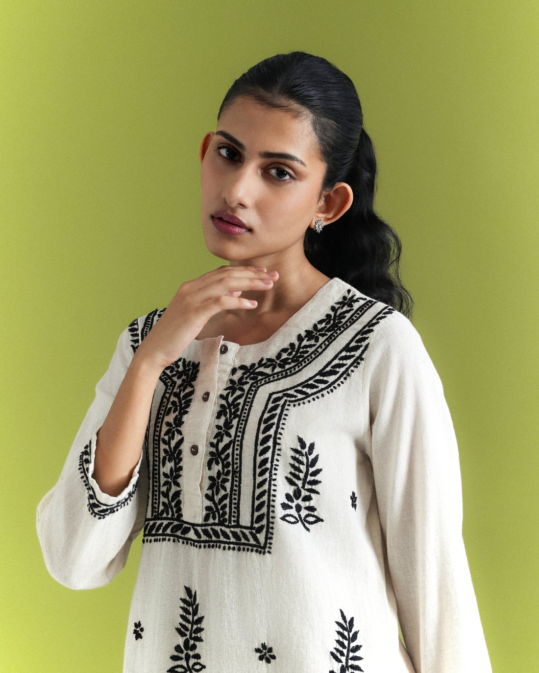 Doodh Malai Dhaaga 2-Piece Kurta Set (Off white with black chikankari kurta set - long)
