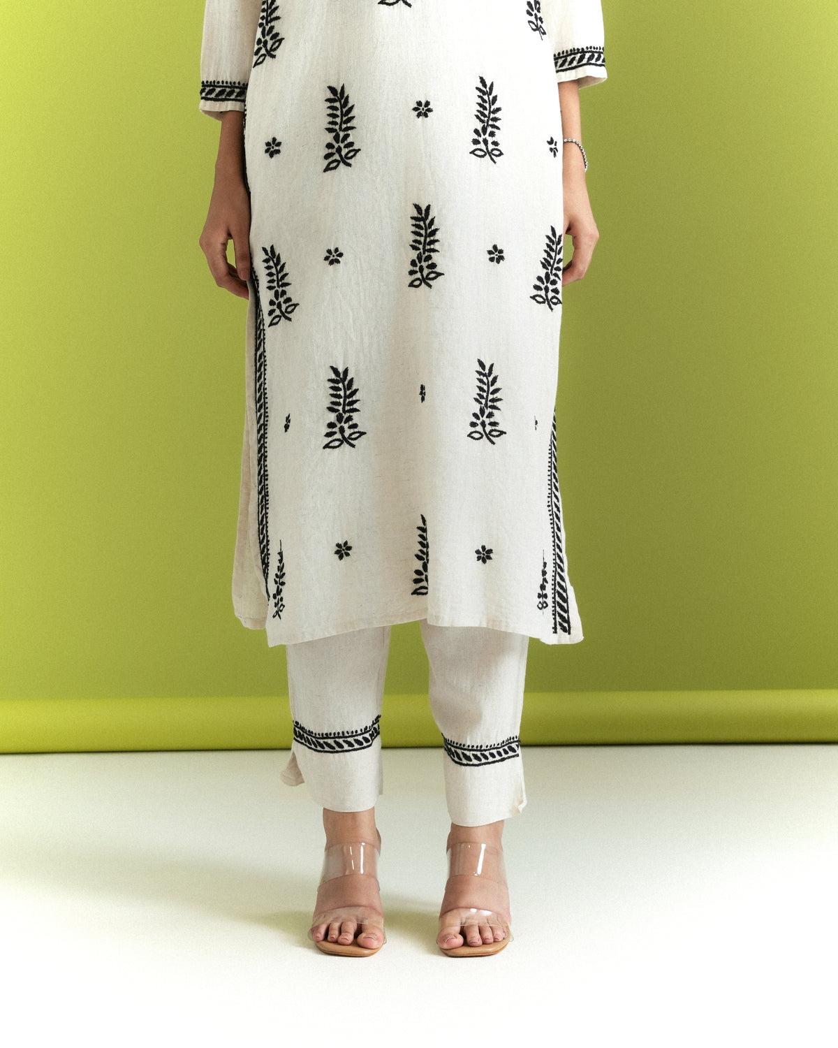 Doodh Malai Dhaaga 2-Piece Kurta Set (Off white with black chikankari kurta set - long)