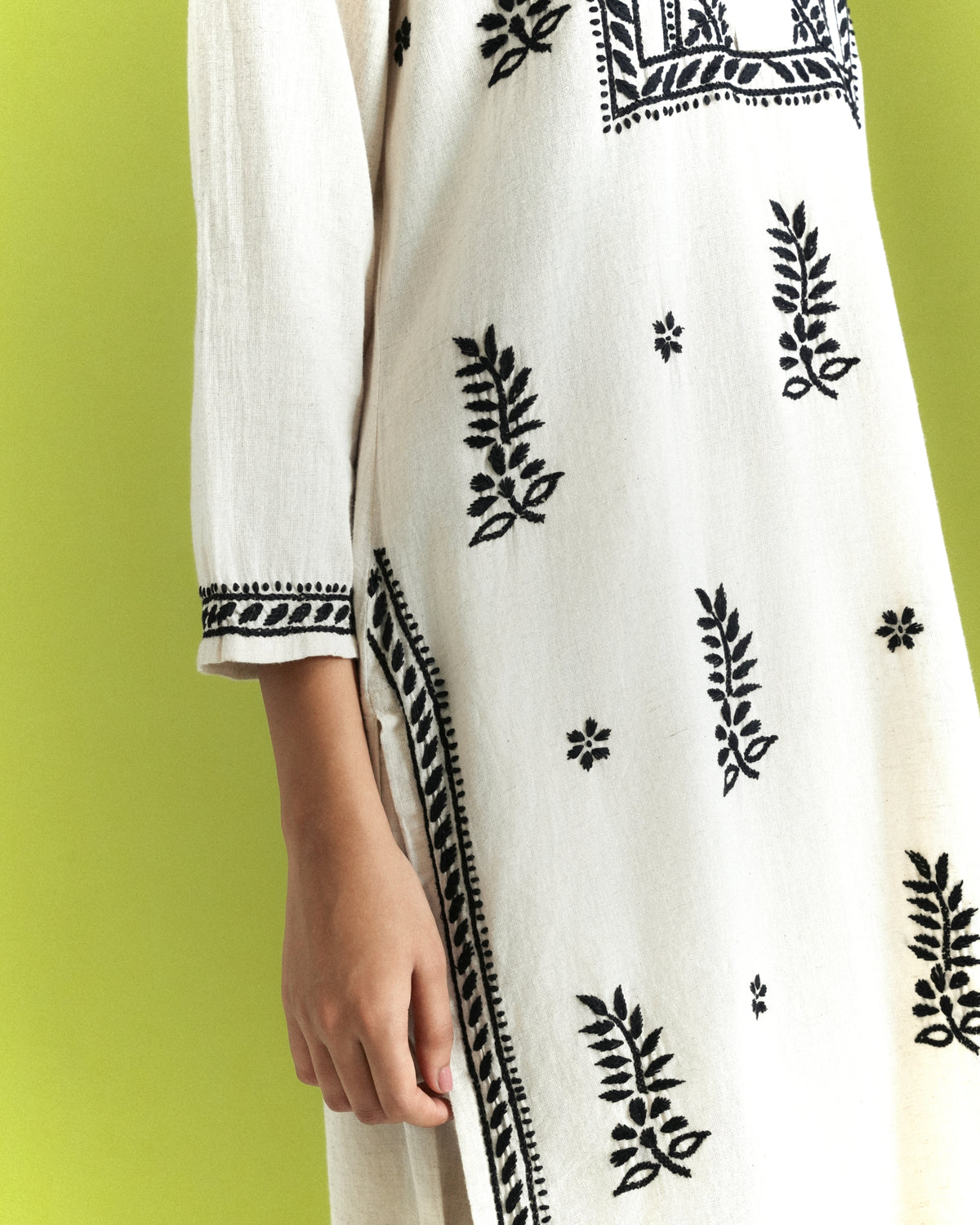 Doodh Malai Dhaaga 2-Piece Kurta Set (Off white with black chikankari kurta set - long)